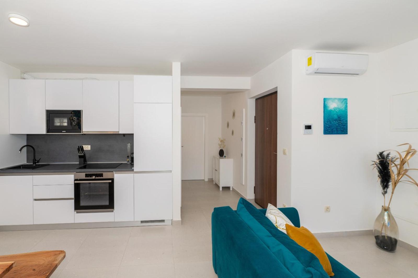 Apartment Filou Макарска Экстерьер фото